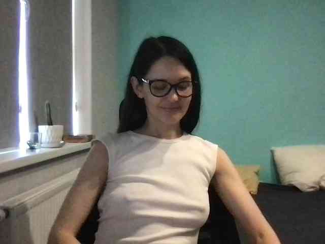 MilaBi-192569 webcam