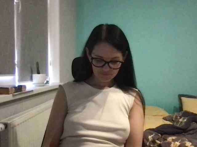 MilaBi-192569 webcam