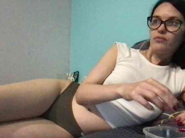 MilaBi-192569 webcam