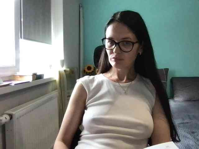 MilaBi-192569 webcam