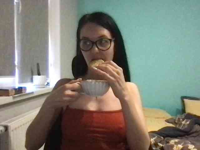 MilaBi-192569 webcam