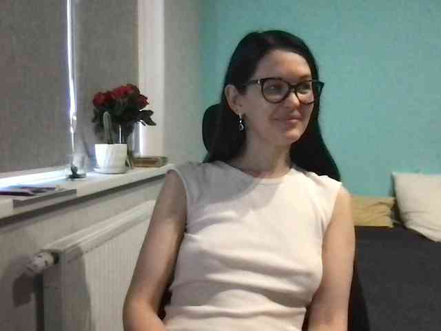 MilaBi-192569 webcam
