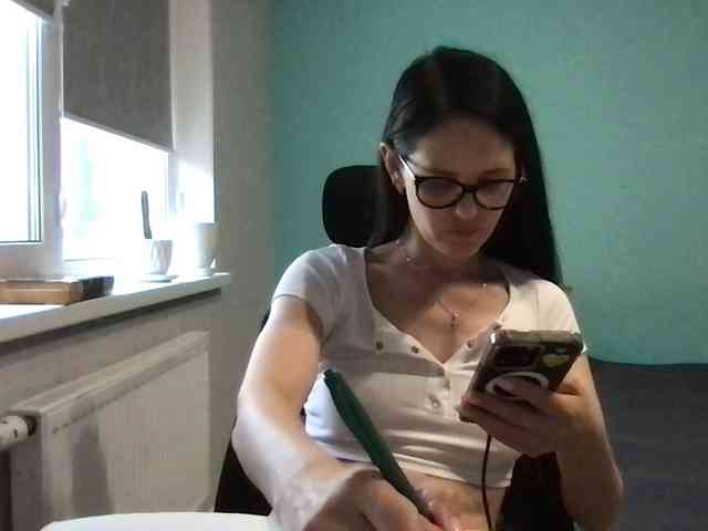 MilaBi-192569 webcam