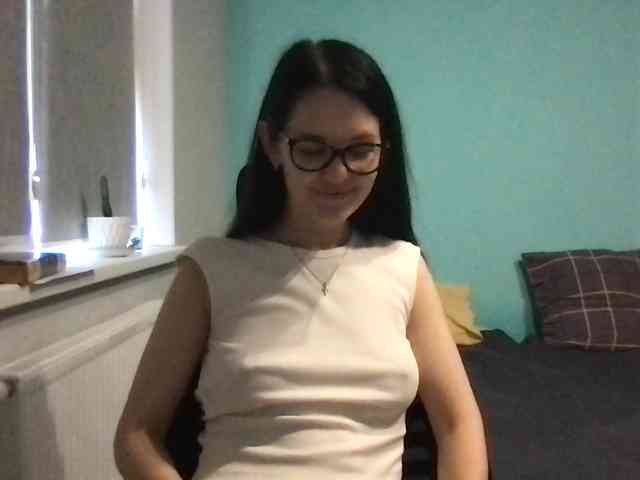 MilaBi-192569 webcam