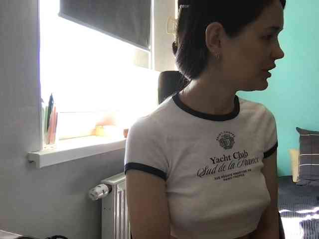 MilaBi-192569 webcam