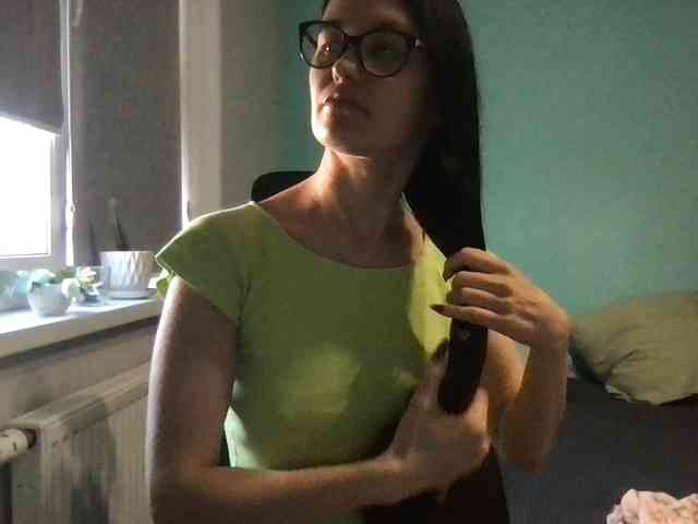 MilaBi-192569 webcam