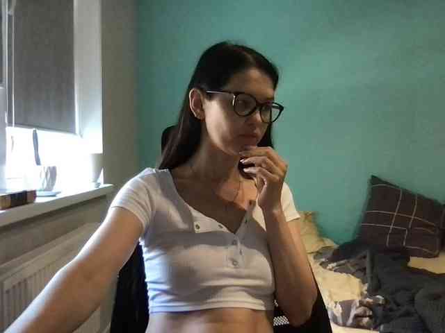 MilaBi-192569 webcam