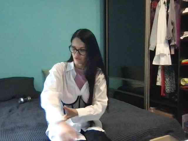 MilaBi-192569 webcam