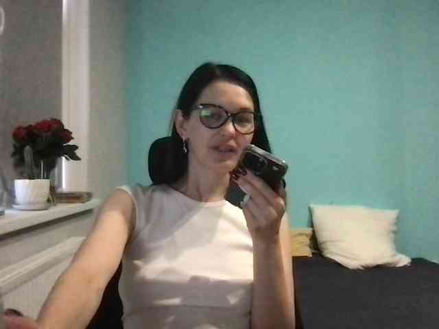 MilaBi-192569 webcam