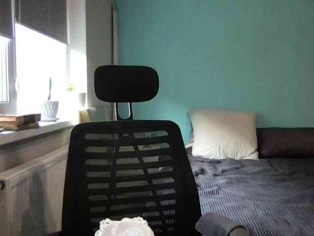 MilaBi-192569 webcam