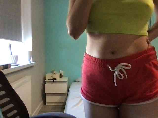MilaBi-192569 webcam