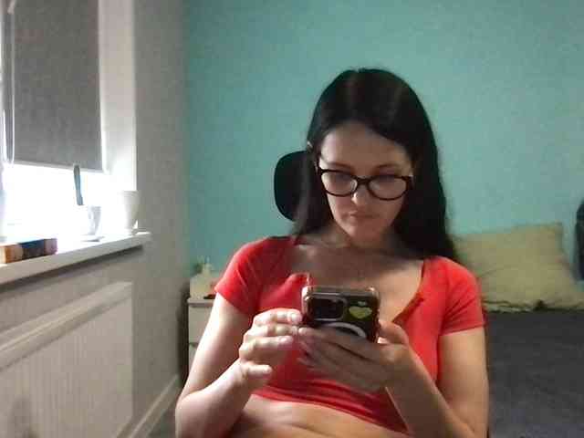 MilaBi-192569 webcam