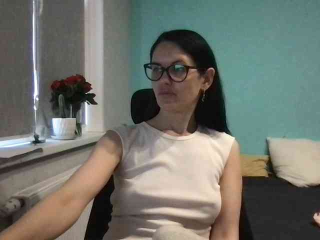 MilaBi-192569 webcam