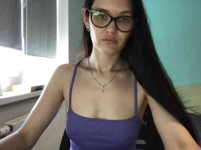 MilaBi-192569 webcam