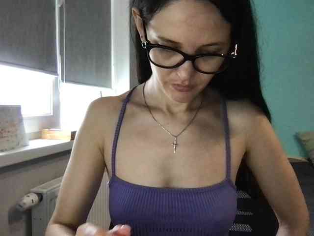 MilaBi-192569 webcam