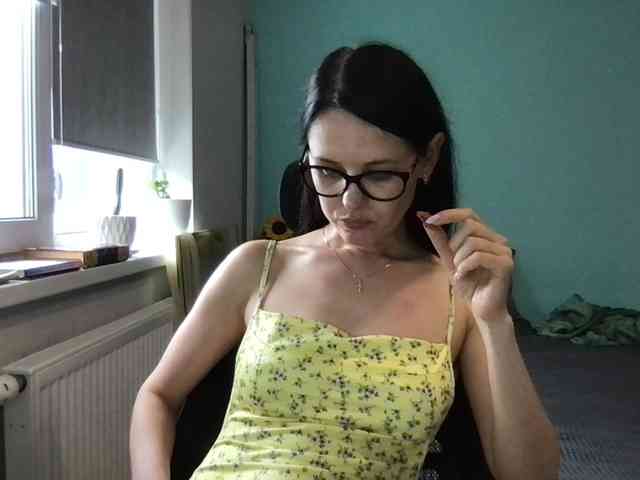 MilaBi-192569 webcam