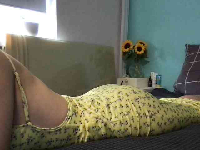 MilaBi-192569 webcam