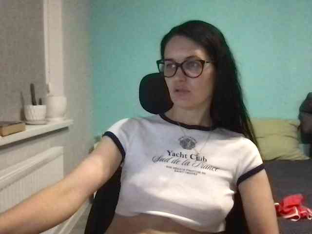 MilaBi-192569 webcam