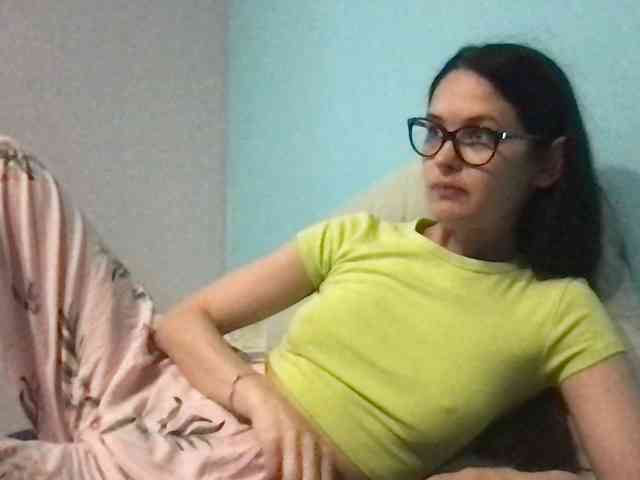 MilaBi-192569 webcam
