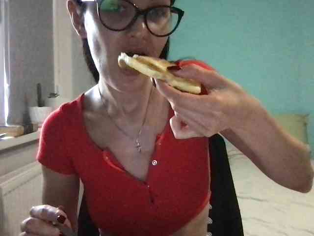 MilaBi-192569 webcam