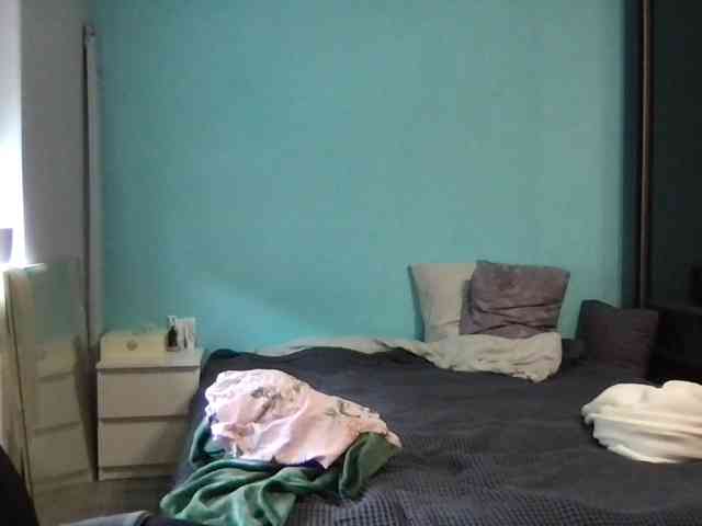 MilaBi-192569 webcam