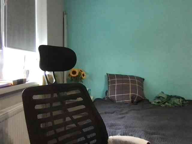 MilaBi-192569 webcam