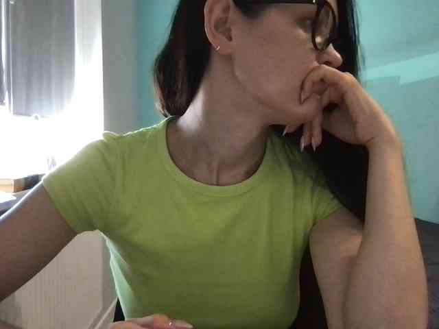 MilaBi-192569 webcam