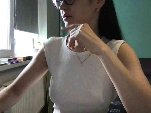 MilaBi-192569 webcam