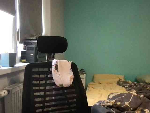 MilaBi-192569 webcam