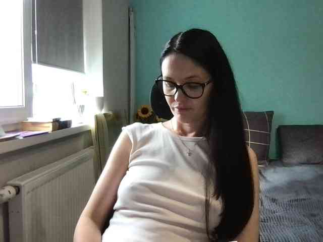 MilaBi-192569 webcam