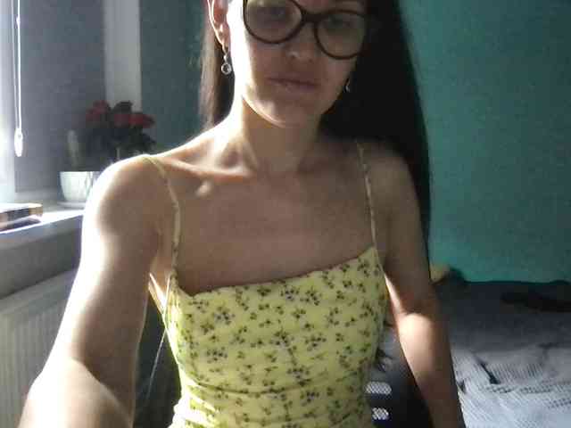 MilaBi-192569 webcam