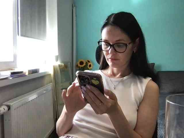 MilaBi-192569 webcam