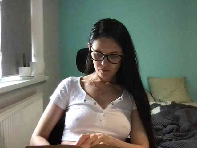 MilaBi-192569 webcam