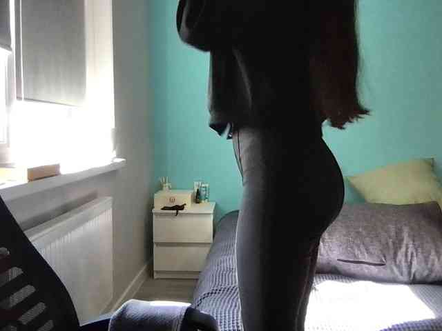 MilaBi-192569 webcam