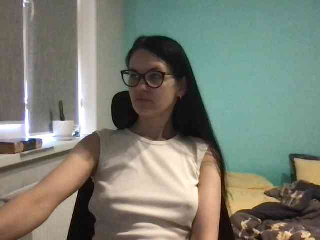 MilaBi-192569 webcam