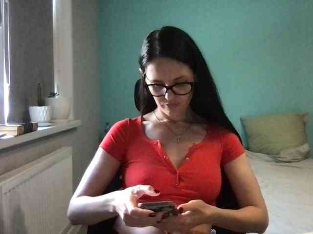 MilaBi-192569 webcam