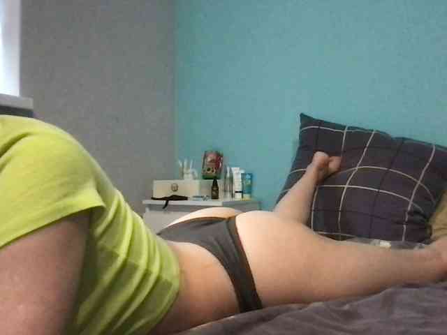 MilaBi-192569 webcam