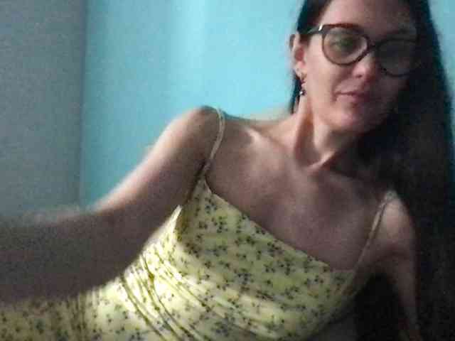 MilaBi-192569 webcam