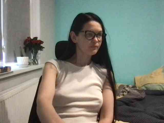 MilaBi-192569 webcam