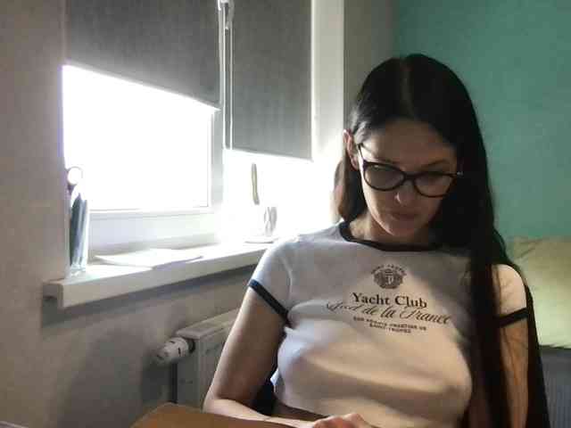 MilaBi-192569 webcam