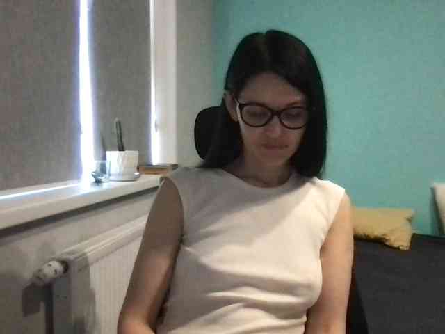 MilaBi-192569 webcam