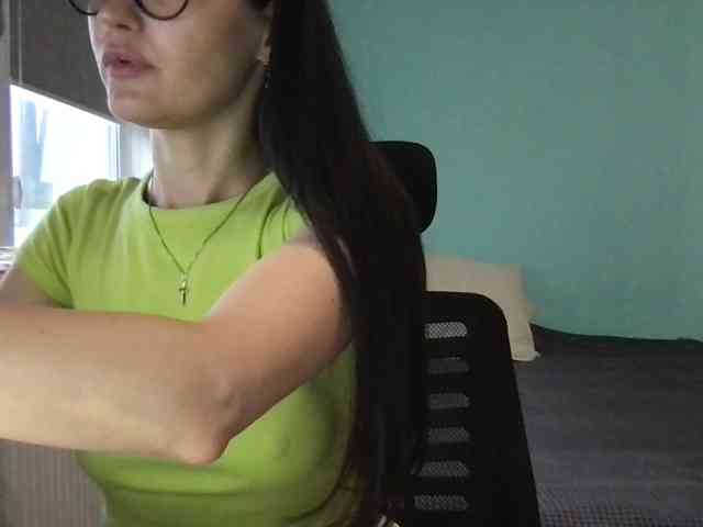 MilaBi-192569 webcam