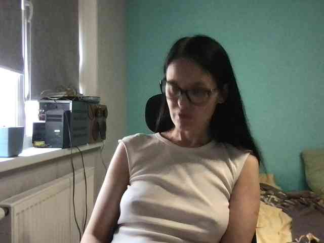 MilaBi-192569 webcam