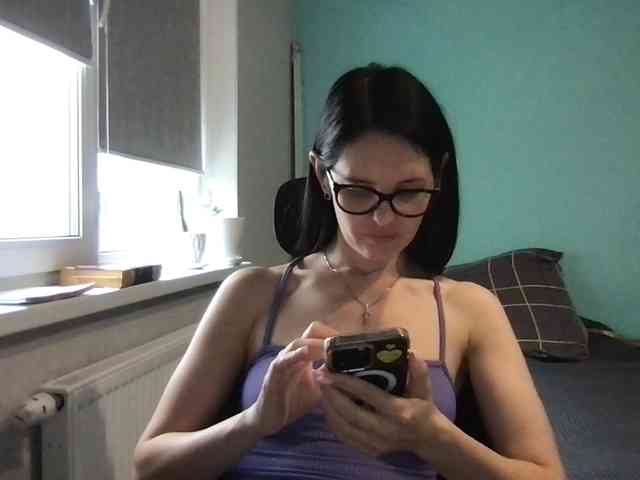 MilaBi-192569 webcam