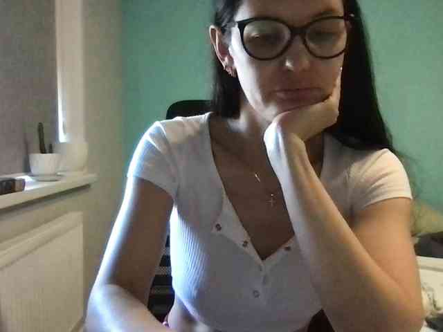 MilaBi-192569 webcam