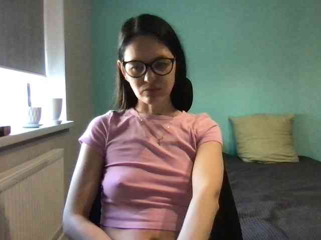 MilaBi-192569 webcam