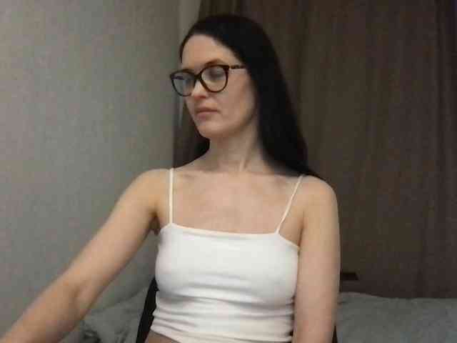 MilaBi-192569 webcam