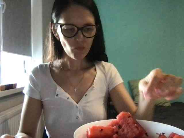 MilaBi-192569 webcam