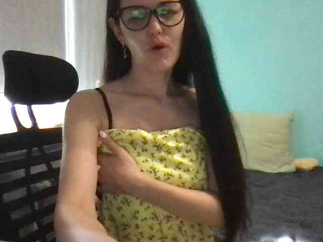 MilaBi-192569 webcam