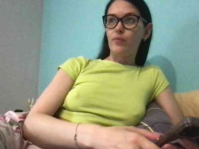 MilaBi-192569 webcam